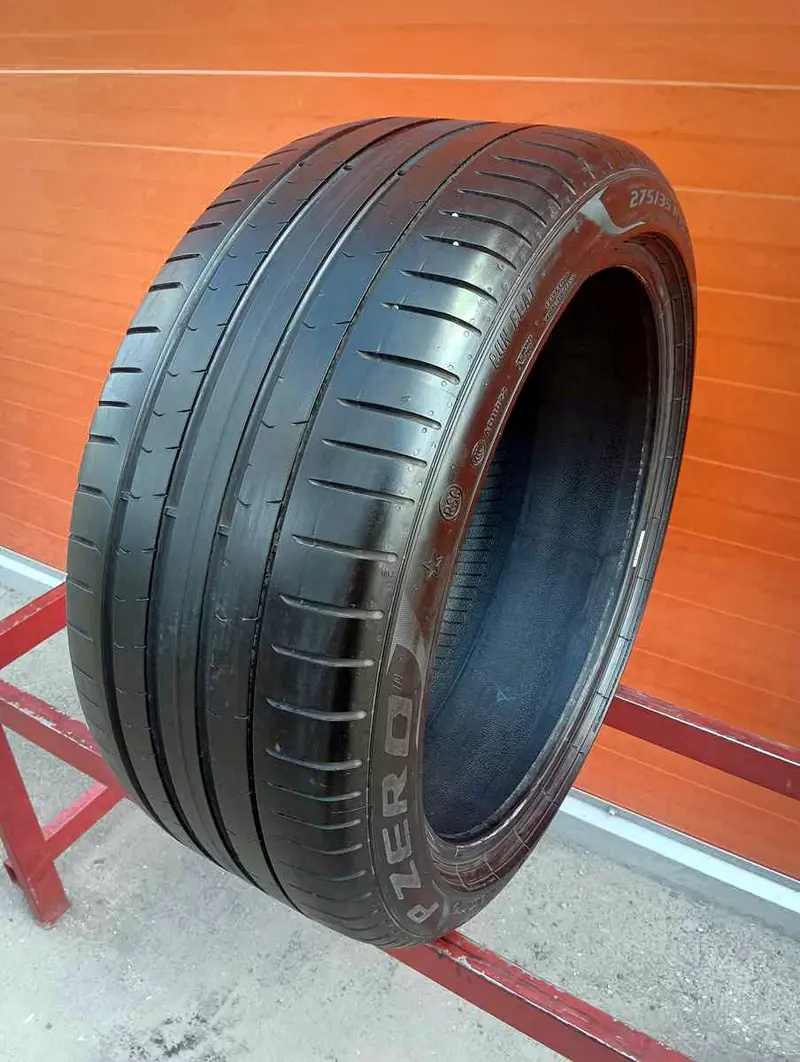 Б/у шина 275/35 R19 Pirelli P Zero PZ4 RunFlat, фото 1