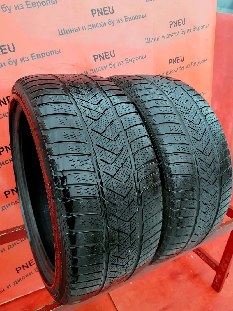 Пара б/у шин 275/35 R19 Pirelli Winter Sottozero 3 RunFlat