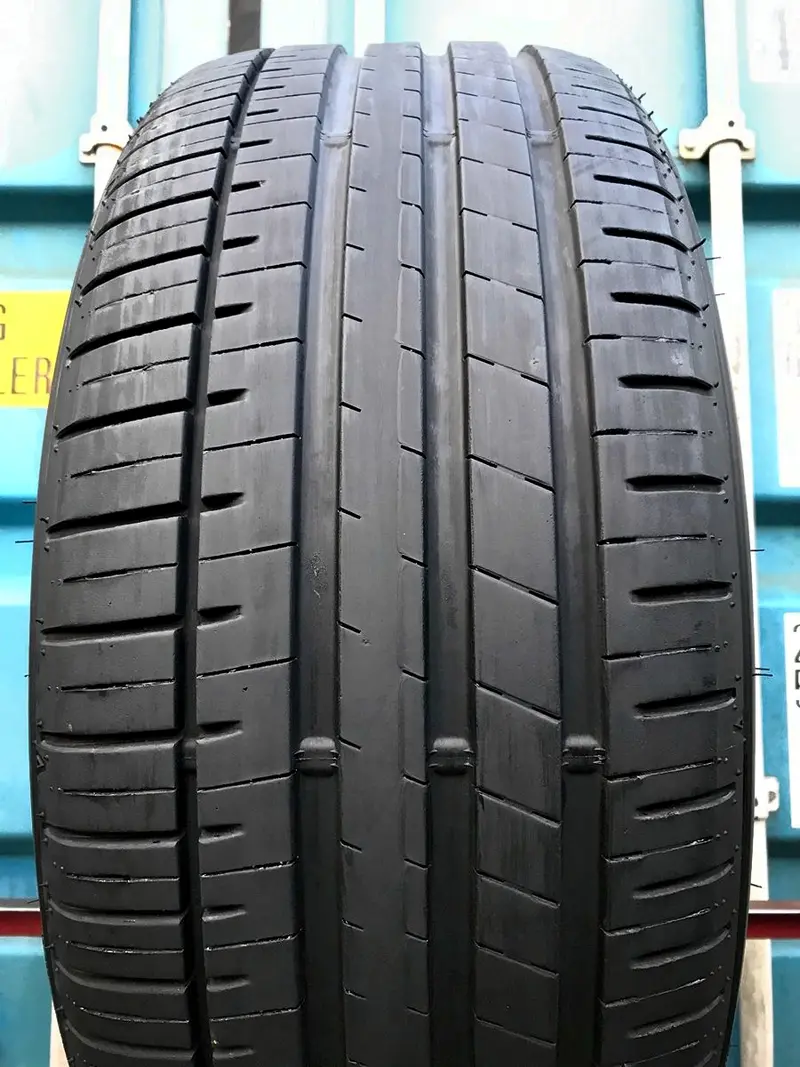 Б/у шина 275/35 R20 Falken Azenis FK-510