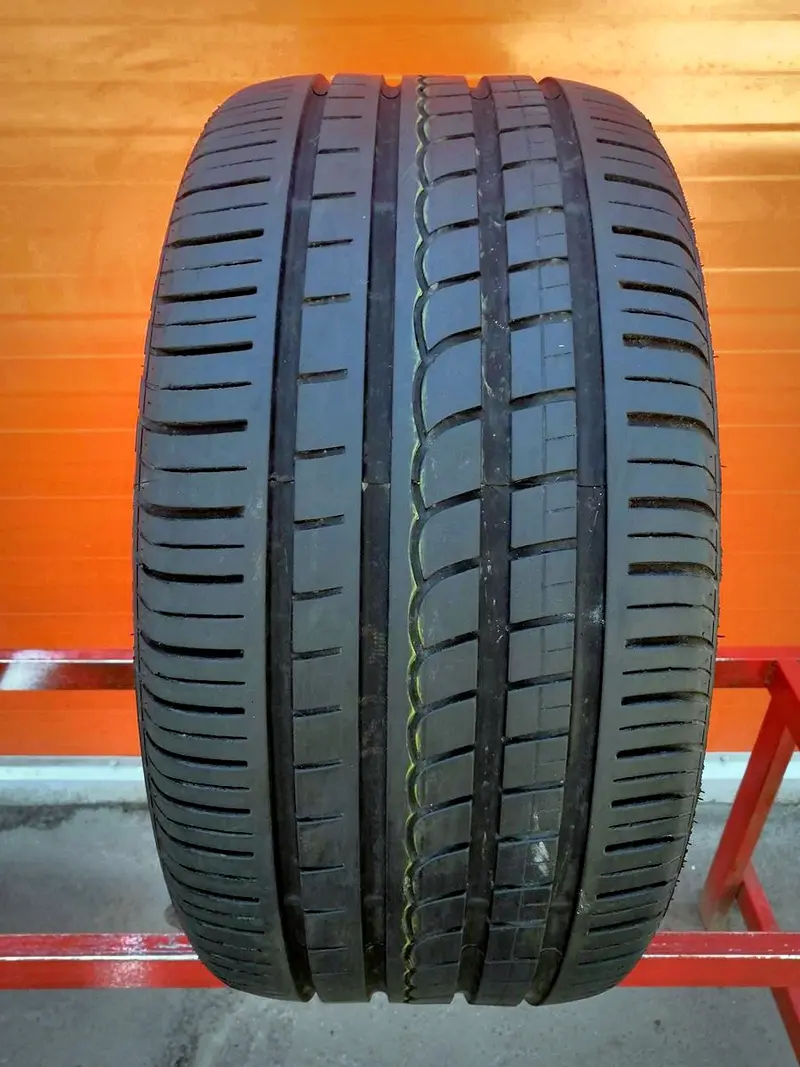 Б/у шина 275/35 R20 Pirelli P Zero Rosso