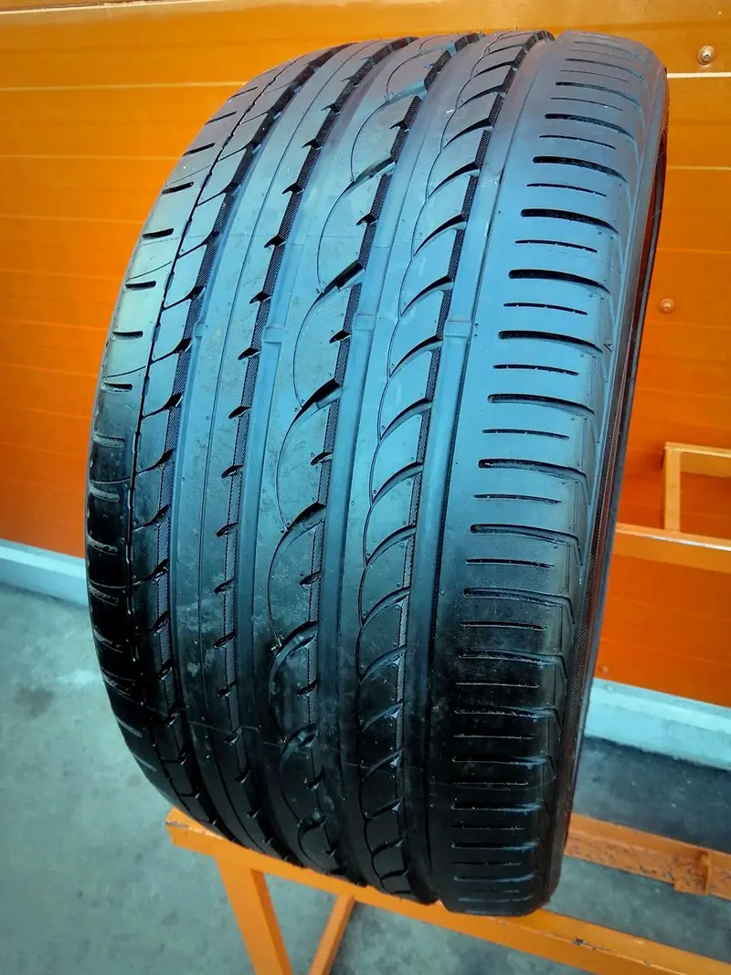Б/у шина 275/35 R20 Yokohama Advan Sport V103