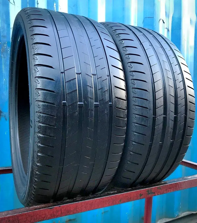 Пара б/у шин 275/35 R21 Bridgestone Alenza 001 RunFlat