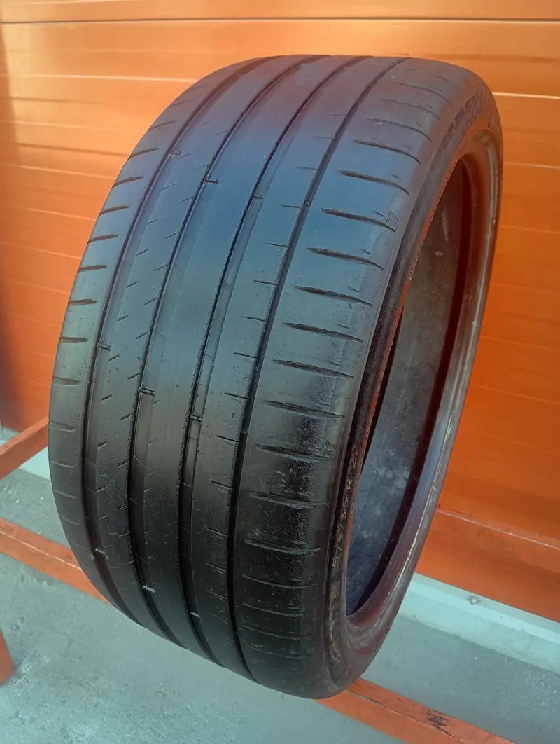 Б/у шина 275/35 R22 Michelin Pilot Sport EV MO