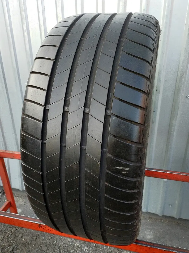 Б/у шина 275/40 R19 Bridgestone Turanza T005