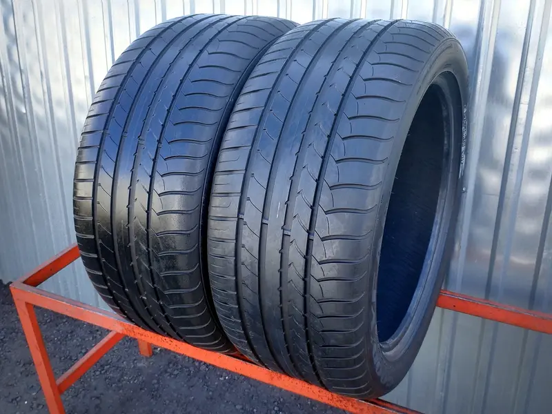 Пара б/у шин 275/40 R19 Goodyear EfficientGrip RunFlat MOE, фото 1