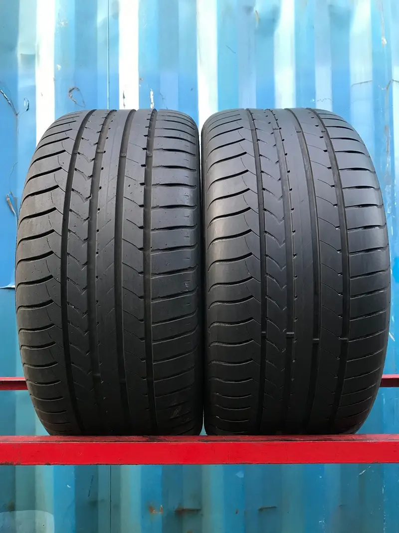 Пара б/у шин 275/40 R19 Goodyear EfficientGrip RunFlat MOE