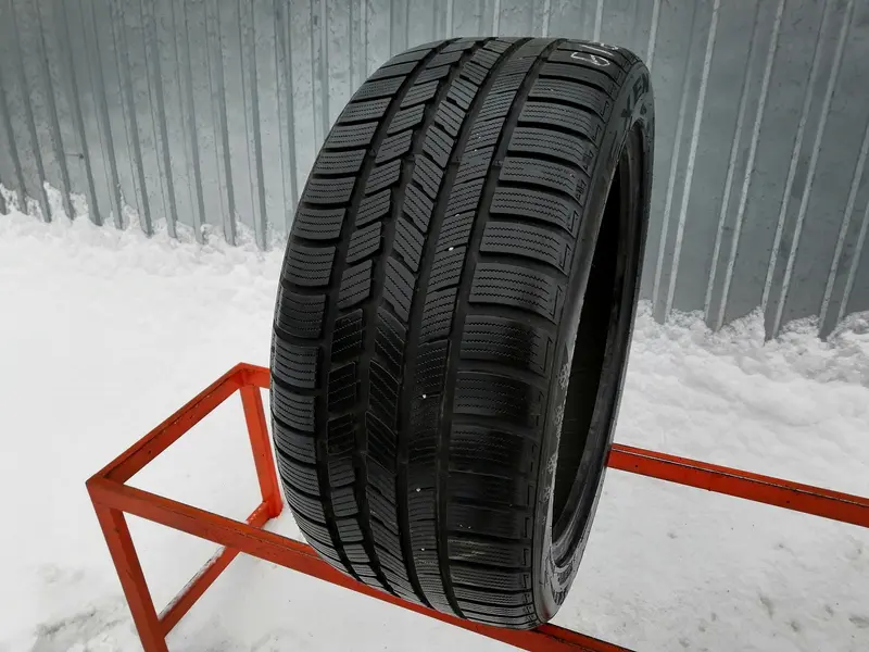 Б/у шина 275/40 R19 Nexen Winguard Sport