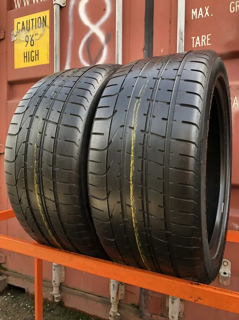 Пара б/у шин 275/40 R19 Pirelli P Zero Run Flat