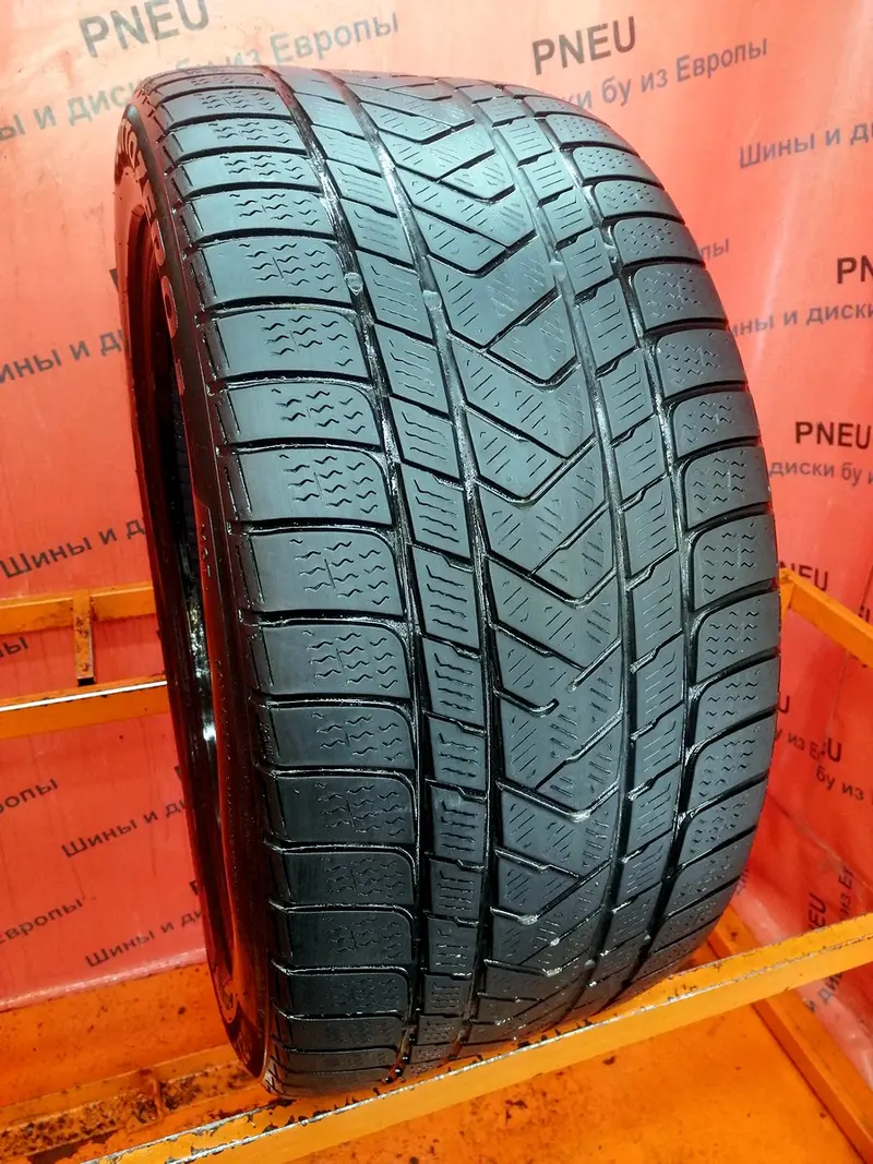 Б/у шина 275/40 R19 Pirelli Winter Sottozero 3