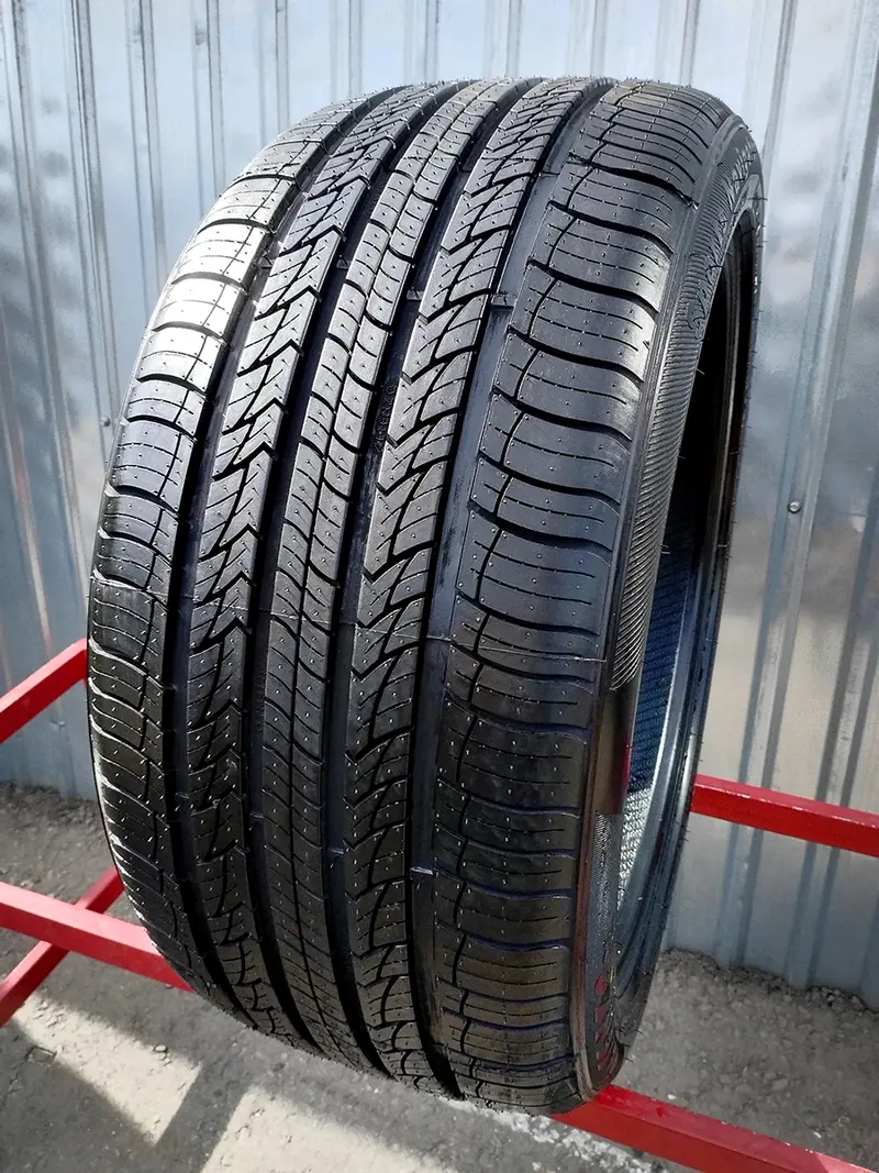 Новая шина 275/40 R20 Altenzo Sport Navigator