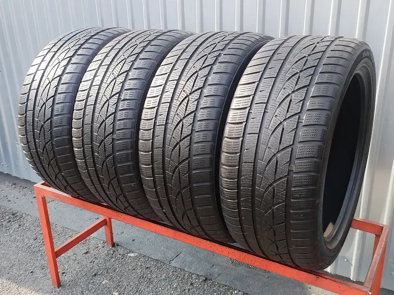 Комплект б/у шин 275/40 R20 Hankook Winter I Cept Evo W310 SUV