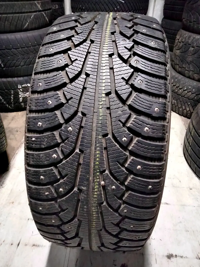 Б/у шина 275/40 R20 Nokian Hakkapeliitta SUV 5