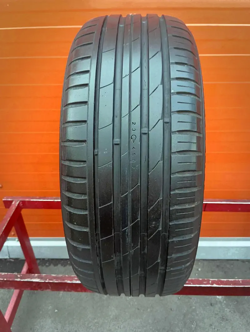 Б/у шина 275/40 R20 Nokian Z SUV