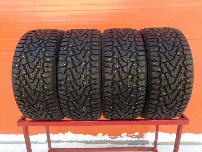 Комплект новых шин 275/40 R20 Pirelli Ice Zero, фото 1