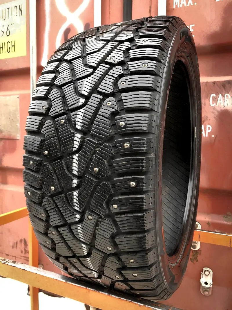 Б/у шина 275/40 R20 Pirelli Ice Zero, фото 1