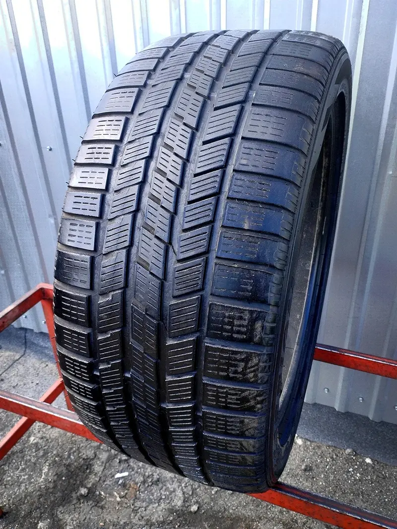 Б/у шина 275/40 R20 Pirelli Scorpion Ice & Snow RunFlat