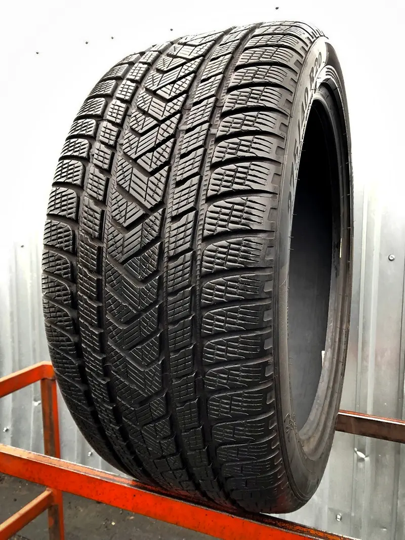 Б/у шина 275/40 R20 Pirelli Scorpion Winter, фото 1