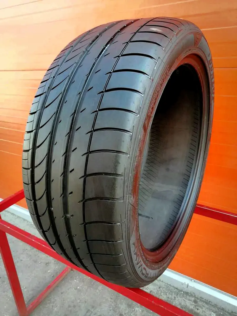 Б/у шина 275/40 R21 Dunlop SP Quattromaxx