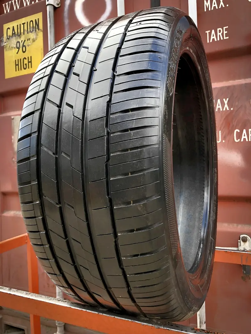 Б/у шина 275/40 R21 Hankook Ventus S1 Evo3 K127 RunFlat, фото 1