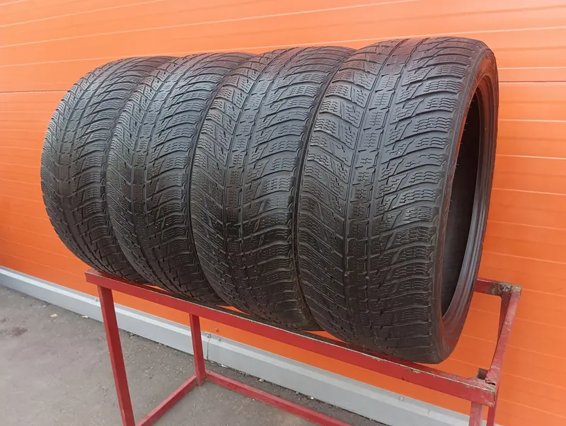 Комплект б/у шин 275/40 R21 Nokian WR SUV 3
