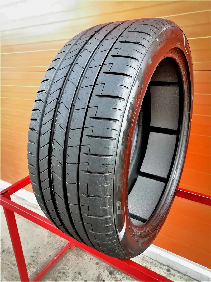 Б/у шина 275/40 R21 Pirelli P Zero PZ4