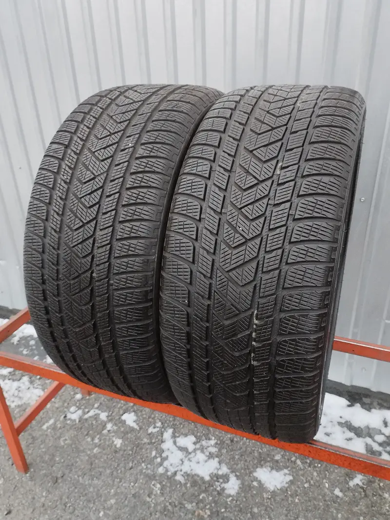 Пара б/у шин 275/40 R21 Pirelli Scorpion Winter