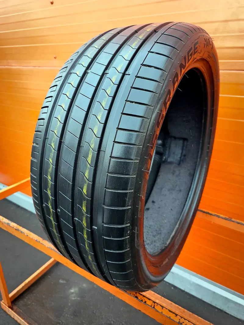 Б/у шина 275/40 R22 Cooper Zeon Crossrange MO-S