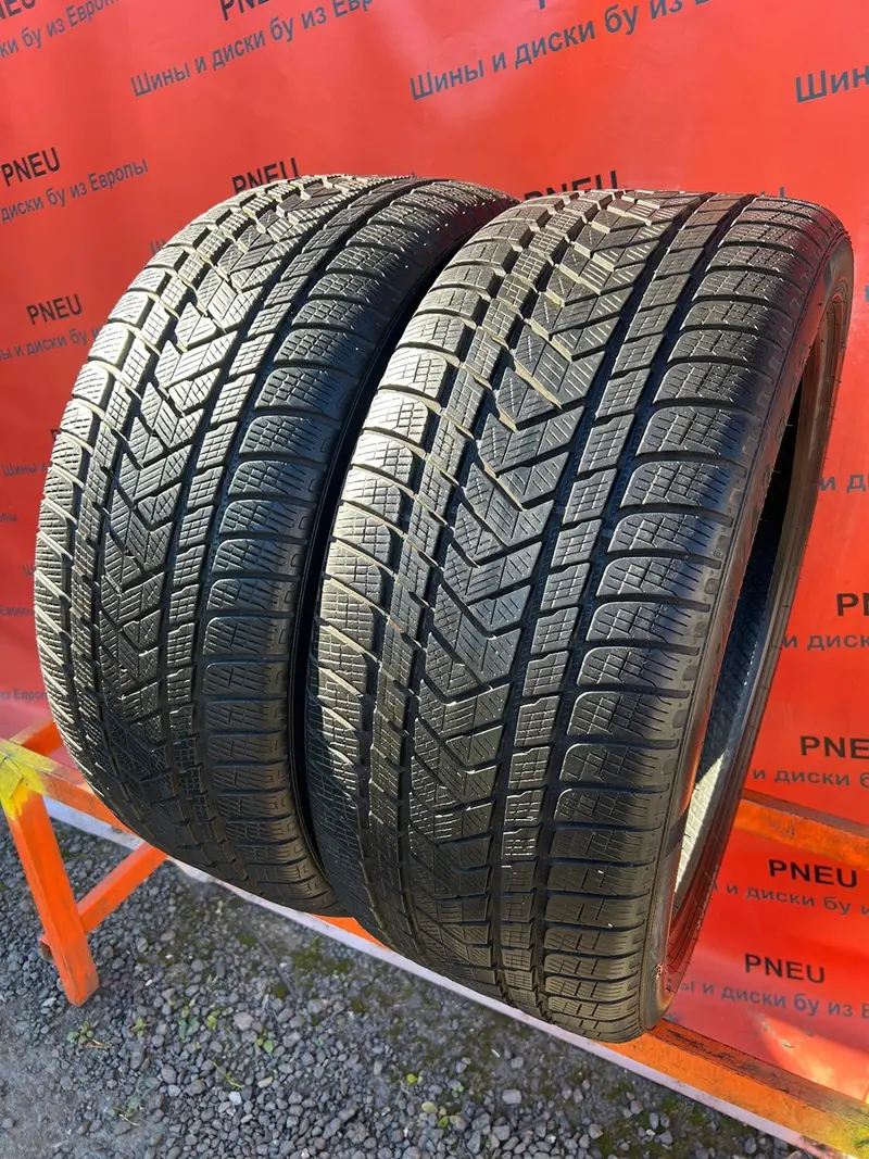 Пара б/у шин 275/40 R22 Pirelli Scorpion Winter
