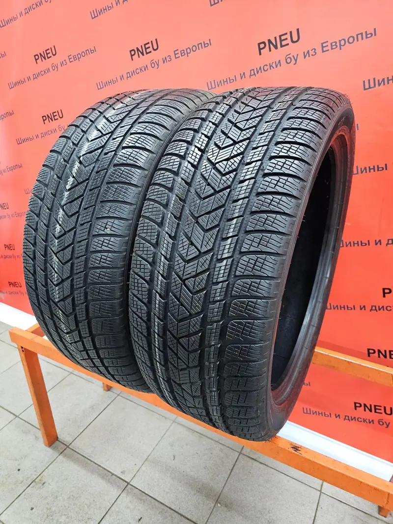 Пара б/у шин 275/40 R22 Pirelli Scorpion Winter
