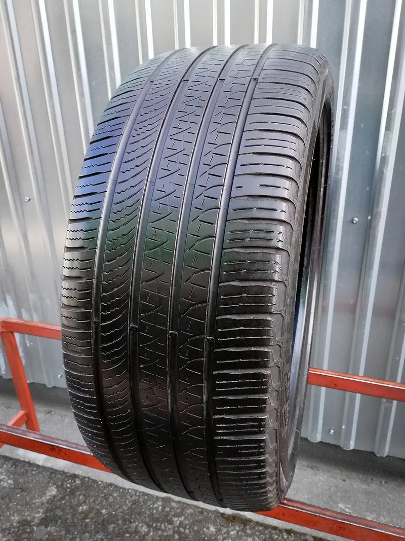 Б/у шина 275/40 R22 Pirelli Scorpion Zero All Season