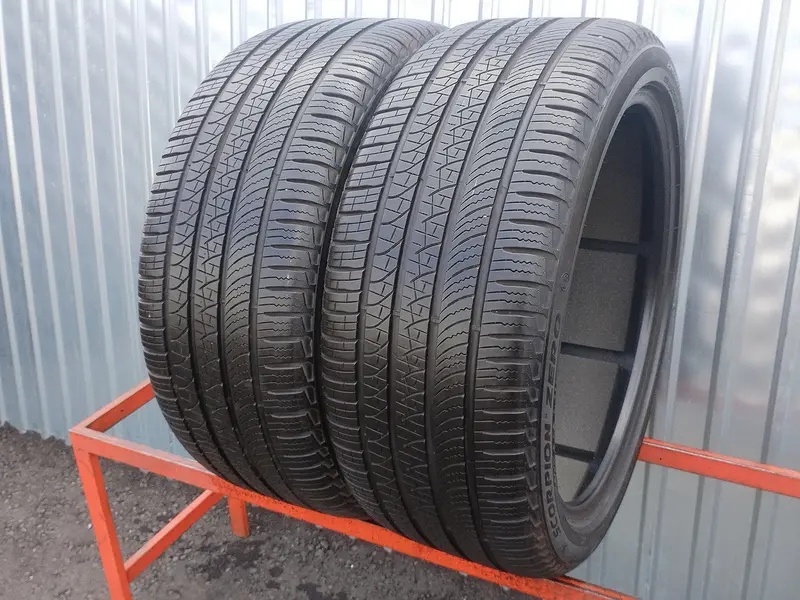 Пара б/у шин 275/40 R22 Pirelli Scorpion Zero All Season