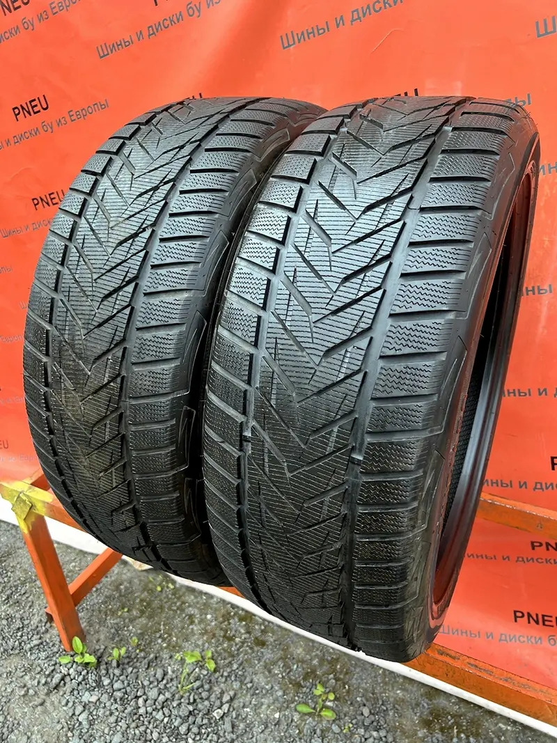 Пара б/у шин 275/40 R22 Vredestein Wintrac Xtreme S