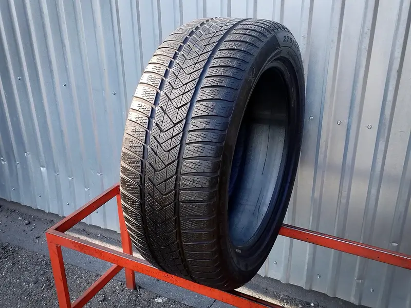 Б/у шина 275/45 R20 Pirelli Scorpion Winter RunFlat