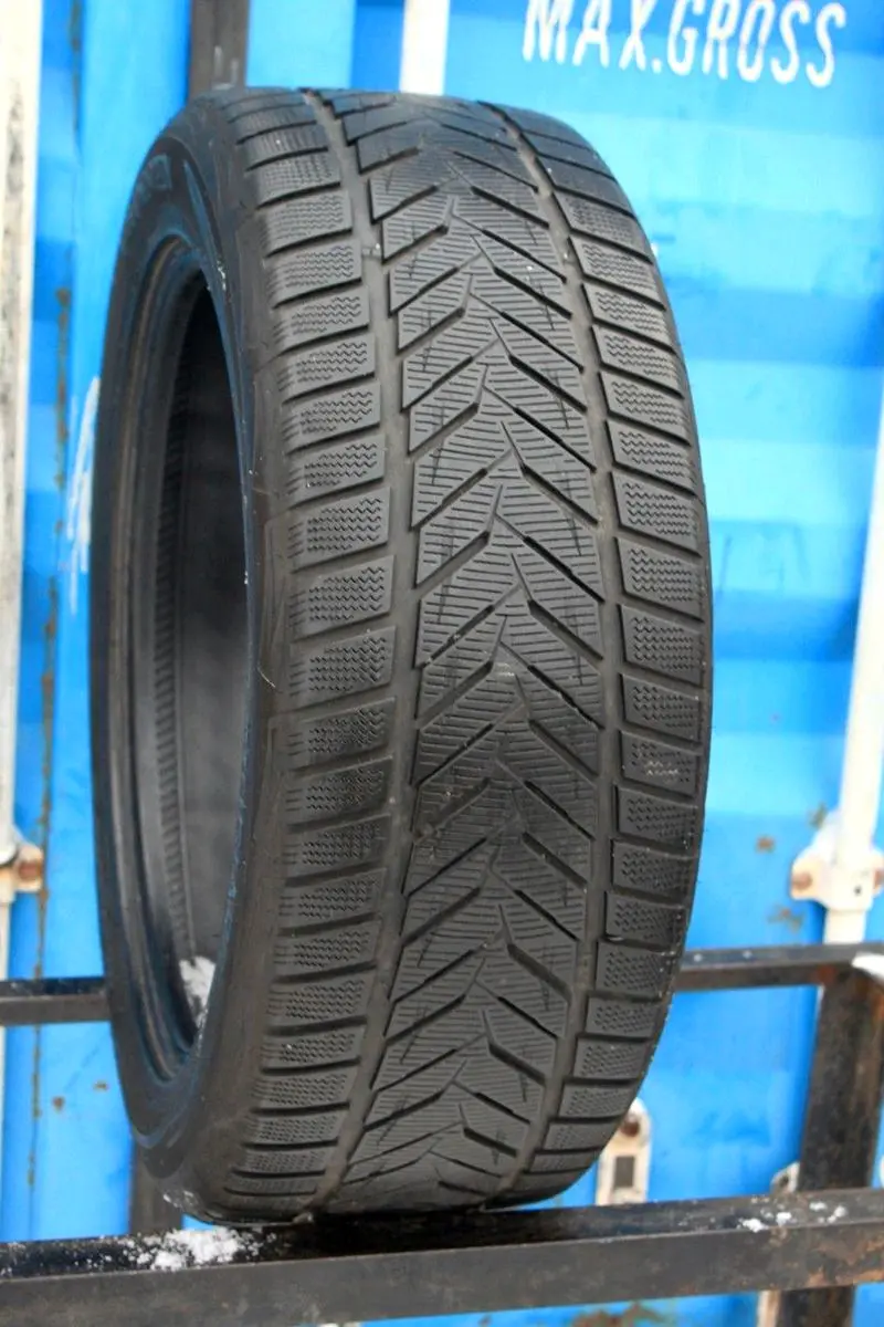Б/у шина 275/45 R20 Vredestein Wintrac Xtreme S