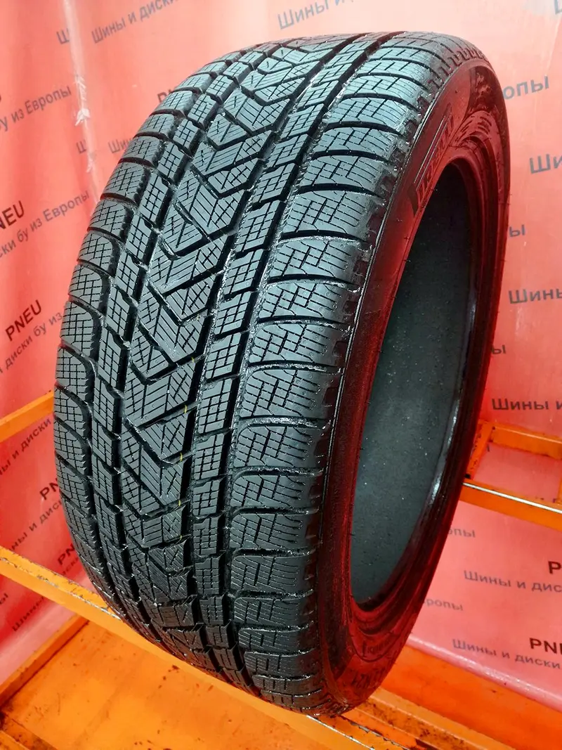 Б/у шина 275/45 R21 Pirelli Scorpion Winter
