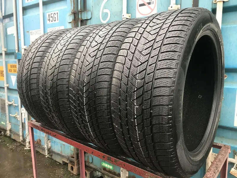 Комплект б/у шин 275/45 R21 Pirelli Scorpion Winter, фото 1