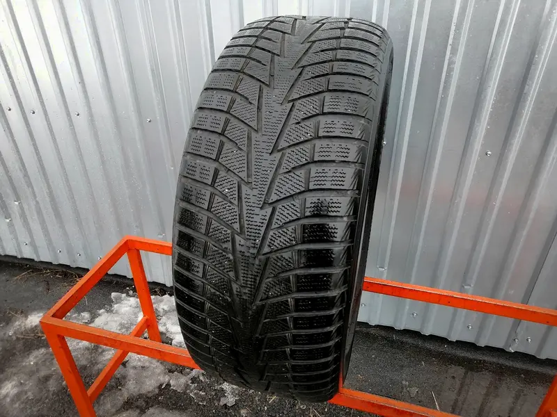 Б/у шина 275/50 R20 Hankook Winter I Cept X RW10