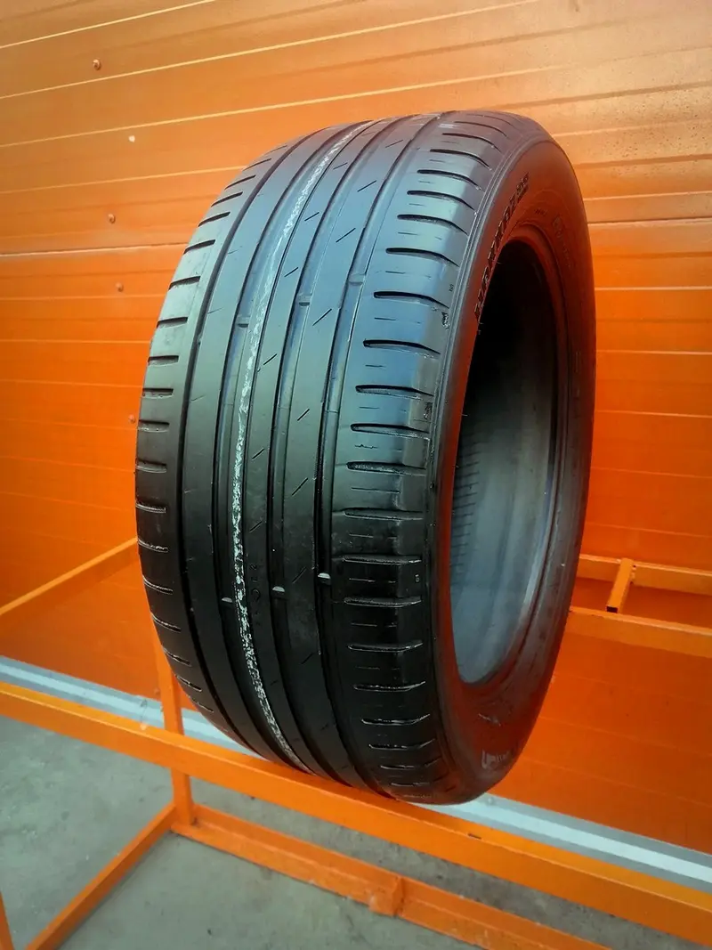 Б/у шина 275/50 R20 Nokian Hakka Z SUV