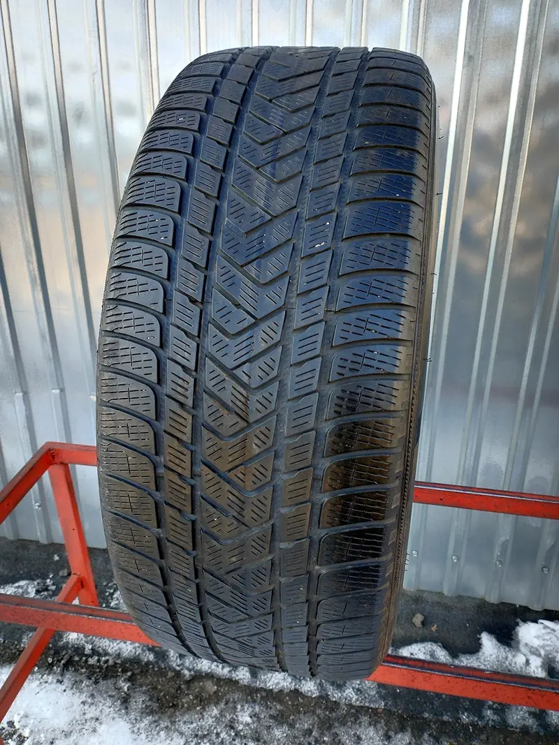 Б/у шина 275/50 R20 Pirelli Scorpion Winter