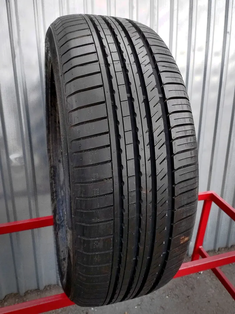 Новая шина 275/50 R21 Kinforest KF-550