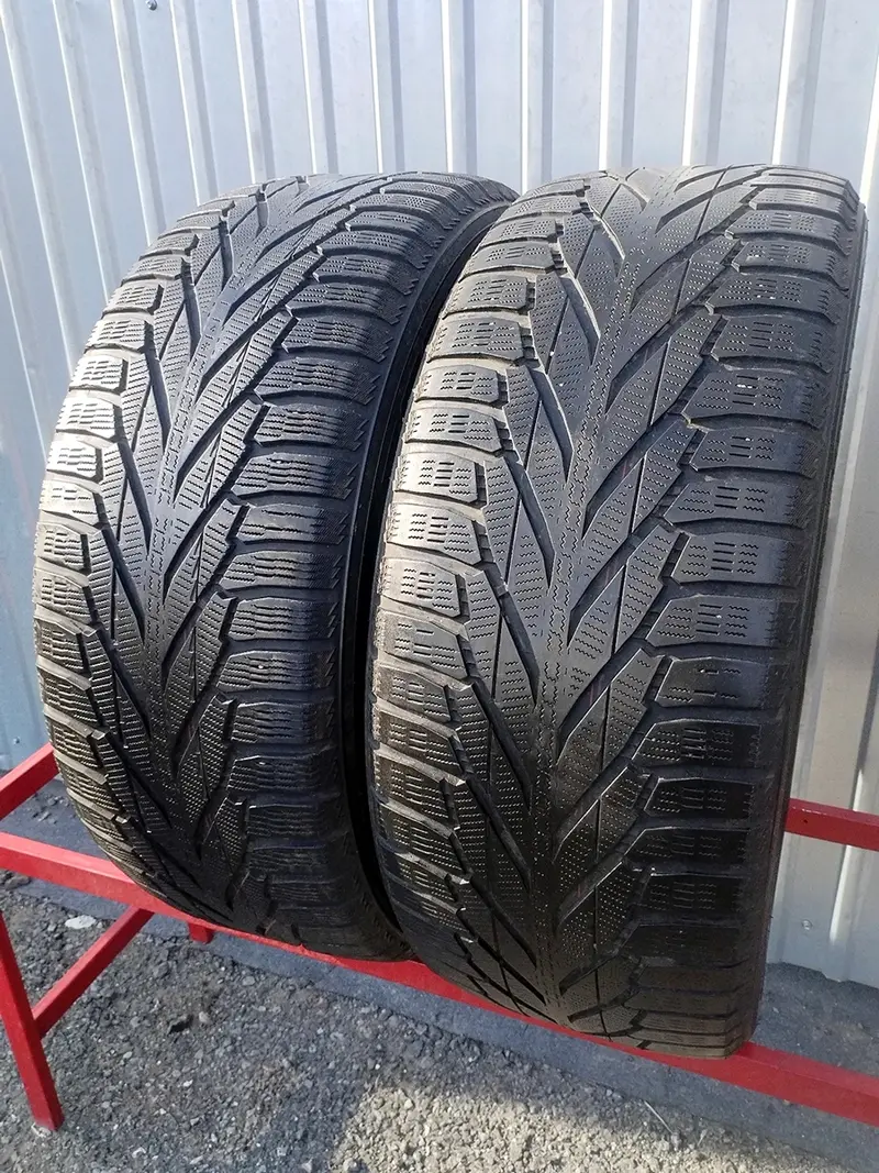 Пара б/у шин 275/55 R19 Nokian Hakkapeliitta R2 SUV