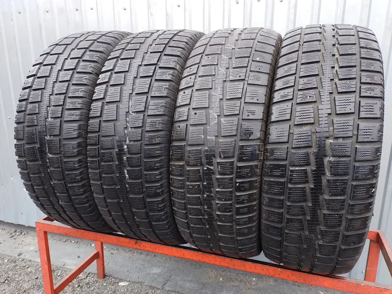 Комплект б/у шин 275/60 R20 Cooper Discoverer M+S