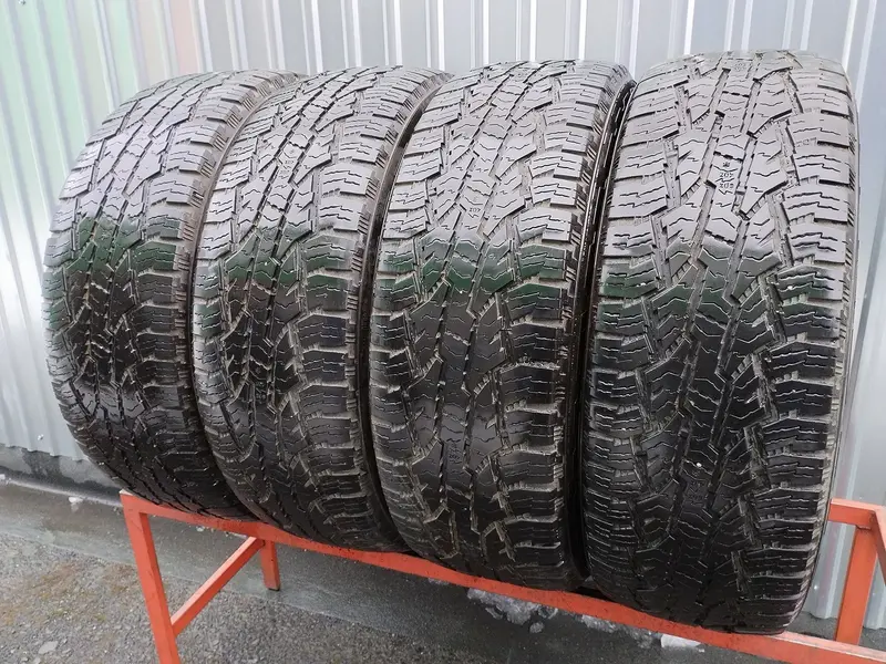 Комплект б/у шин 275/60 R20 Nokian Rotiiva AT