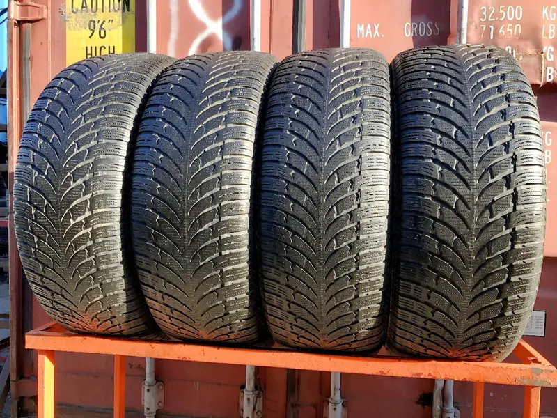 Комплект б/у шин 275/60 R20 Nokian WR SUV 4