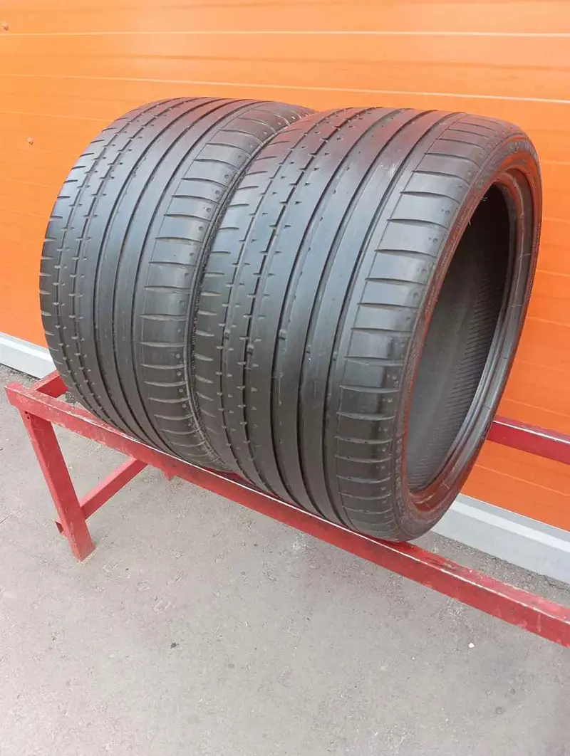 Пара б/у шин 285/30 R18 Continental ContiSportContact 2
