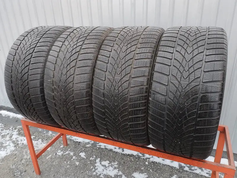 Комплект б/у шин 285/30 R21 Dunlop SP Winter Sport 4D