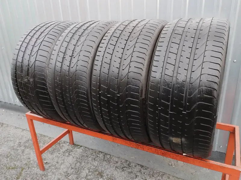 Комплект б/у шин 285/30 R21 Pirelli P Zero