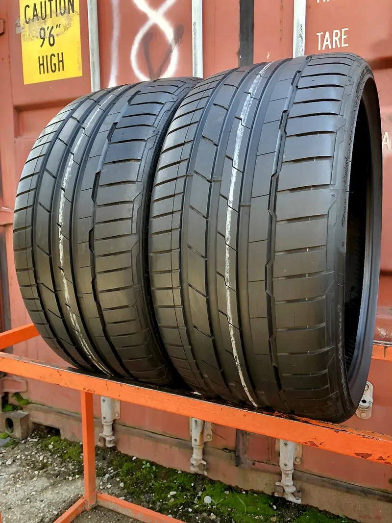 Пара б/у шин 285/30 R22 Hankook Ventus S1 Evo3 K127