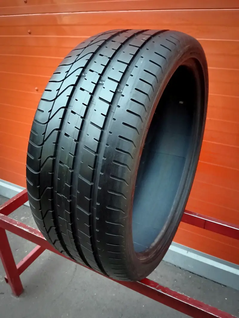 Б/у шина 285/30 R22 Pirelli P Zero