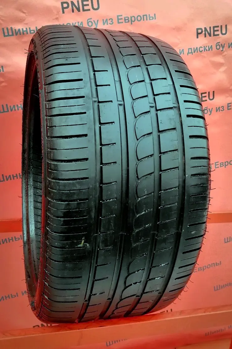 Б/у шина 285/35 R18 Pirelli P Zero Rosso